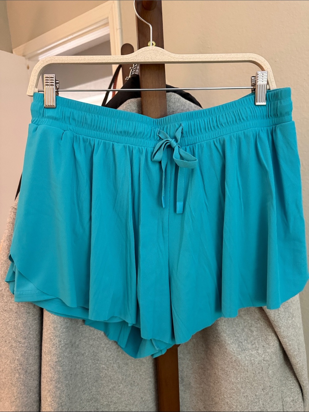 Joylab Turquoise Women's Drawstring Flow Shorts
